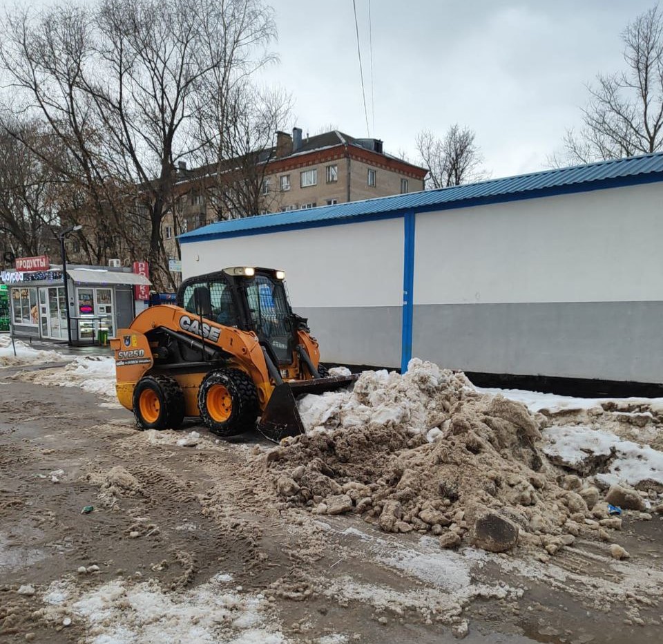 Выходные не для всех: дорожные и коммунальные службы Долгопрудного  продолжают уборку снега - Официальный сайт администрации города Долгопрудный